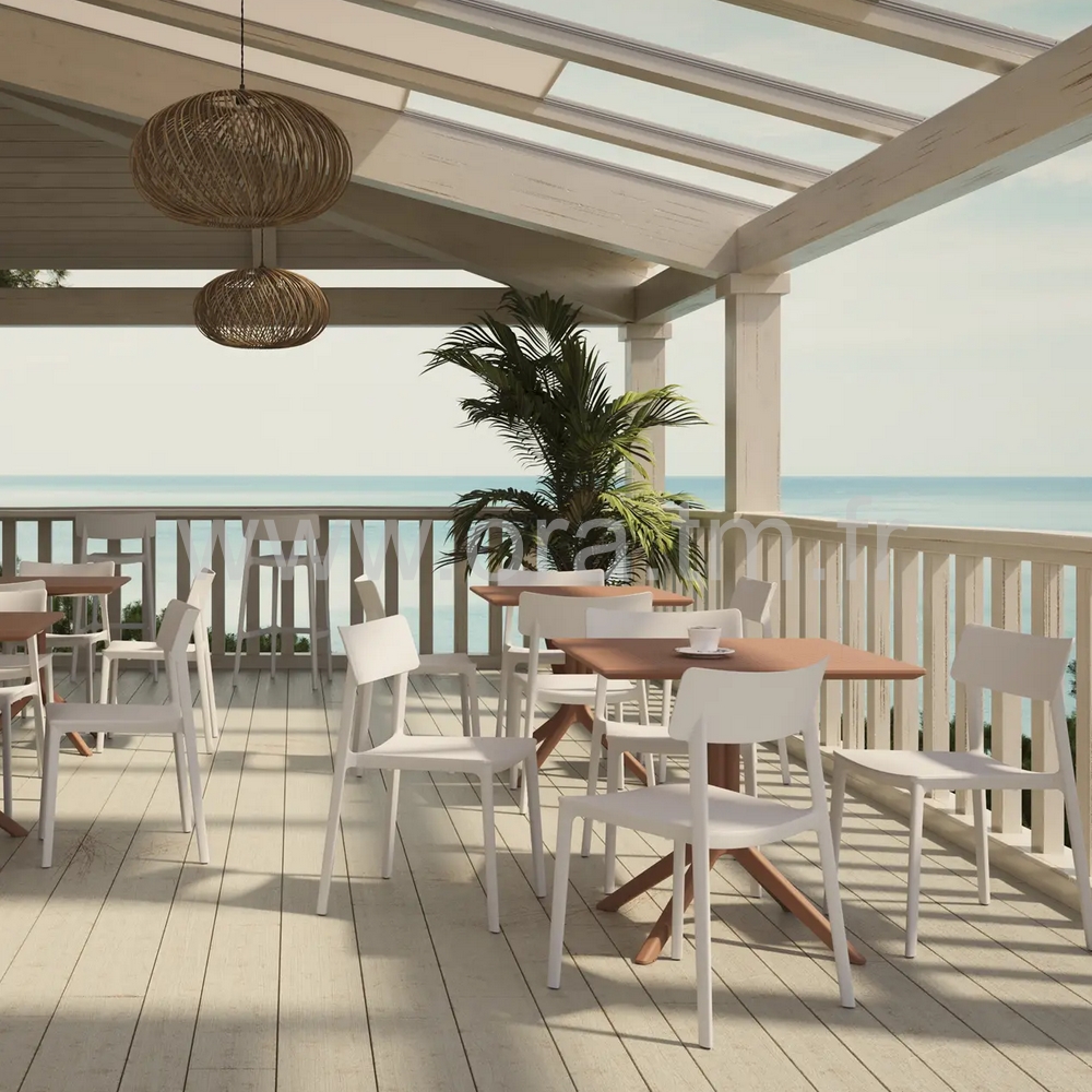 DEVA - RESTAURATION - CHAISE TABOURET MONOBLOC